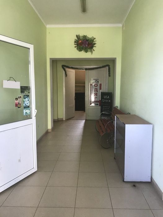 Продам комерційне приміщення