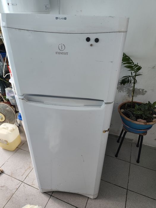 Frigorífico Indesit