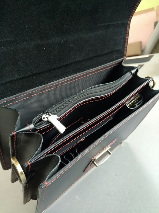 Малий портфель чоловічий з натуральної шкіри. Сумка чоловіча Manufatto