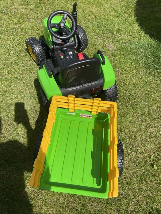 Traktor na akumulator z Przyczepką Pilot 137cm 12V Miękkie koła EVA