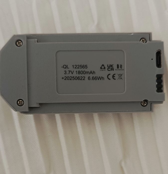 Dron z kamerą mały