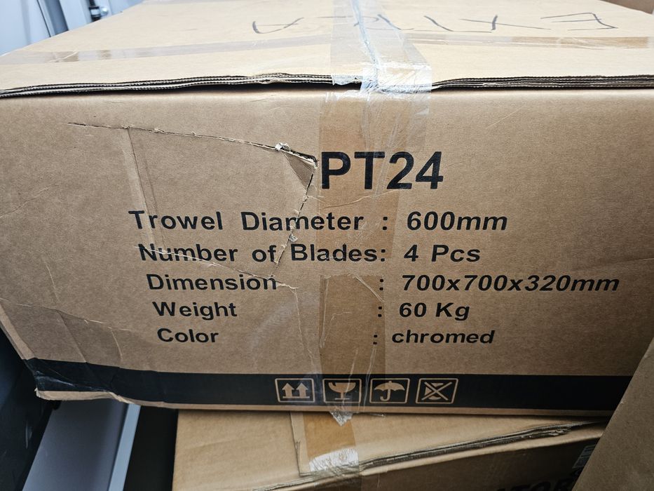 Zacieraczka spalinowa do betonu PT24 Briggs&Stratton PREMIUM chrom