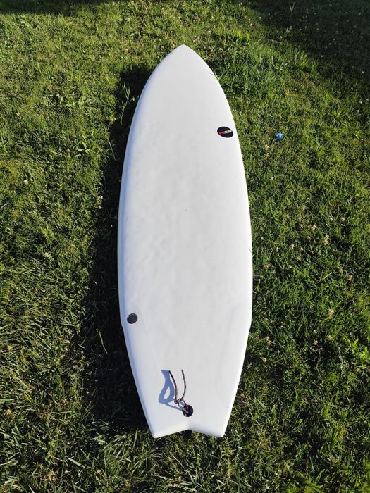 NSP Fish/Funboard 6'8 (surfboard) with fins and leash