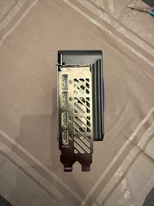 Karta GeForce RTX 4070