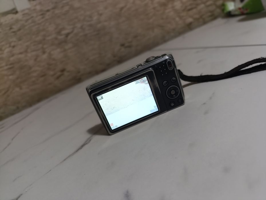 Фотоапарат nikon s 3700