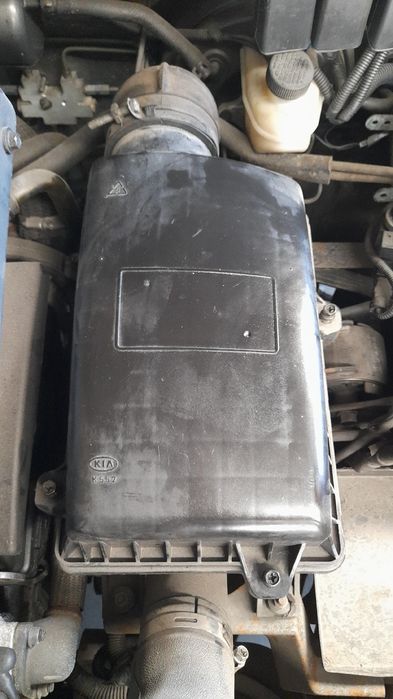 Caixa filtro ar KIA Carnival II (GQ)