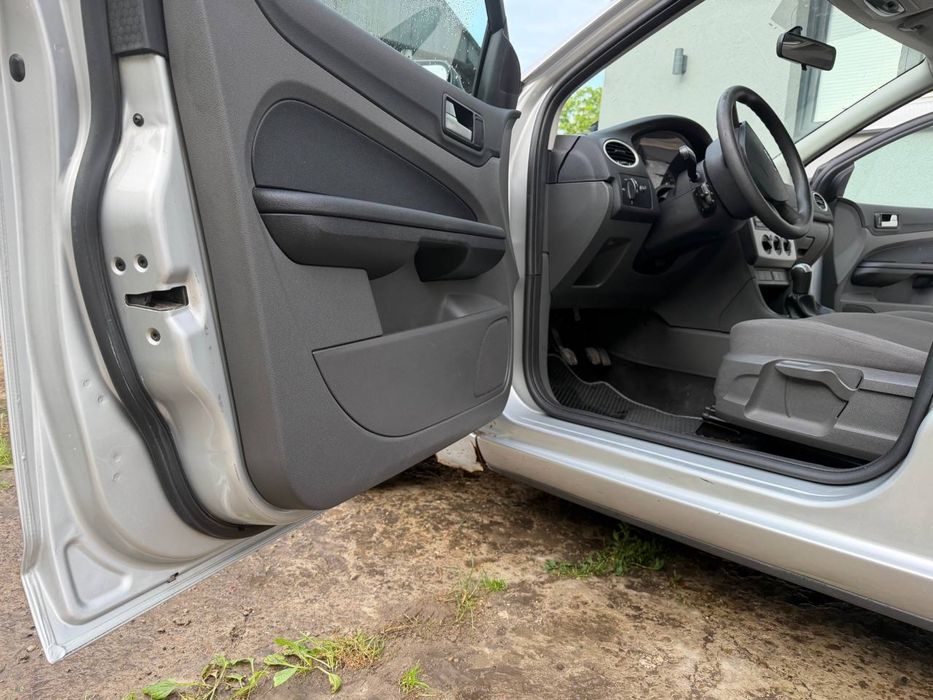 Ford focus 2 2006р гарний стан