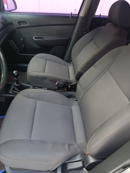 Шевроле авео 2008рік . Газ бензин.