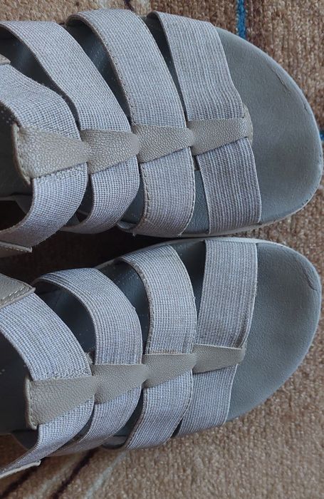 Жіночі босоніжки Clarks р.39