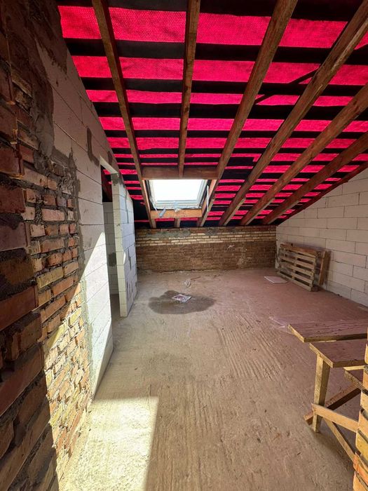 Продається комплекс у центрі м. Полонне, Хмельницька область