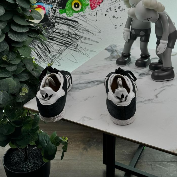 Кросівки Adidas Gazelle 35 розмір E822