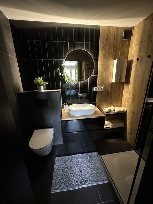 Apartament przy Parku, Centrum || Klimatyzacja, Parking, targi ||