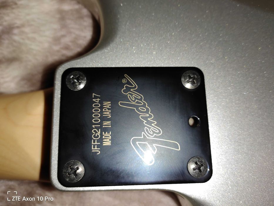 Fender Boxer Series Stratocaster HH Limited Edition MADE IN JAPAN !