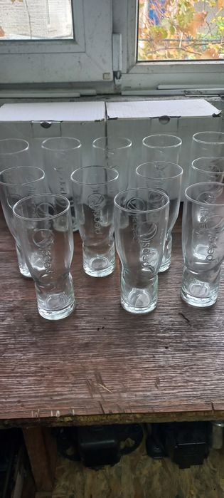 СТАКАН, Келихи. Пепсі. Сандора.