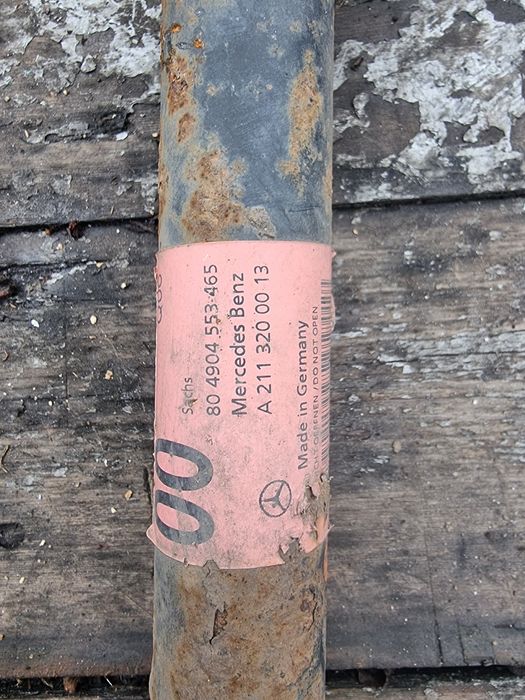 Стойки на Mercedes w211
