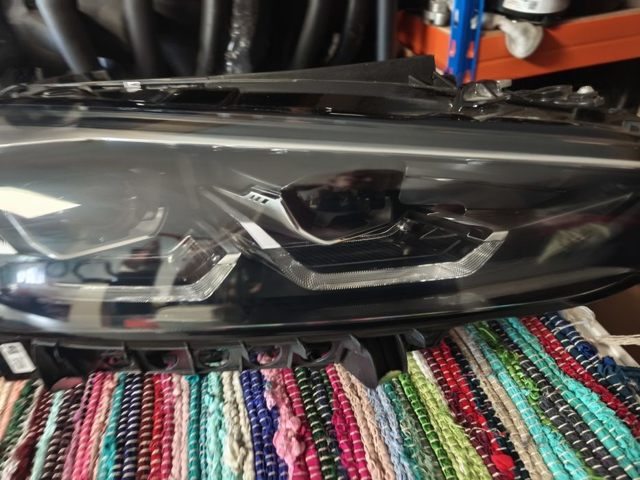 Farol direito full Led BMW G22 G23