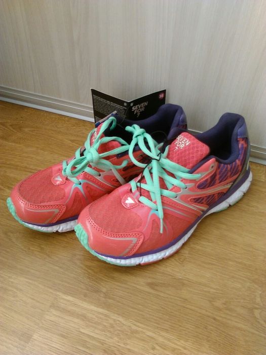 Buty 38.                                                             .