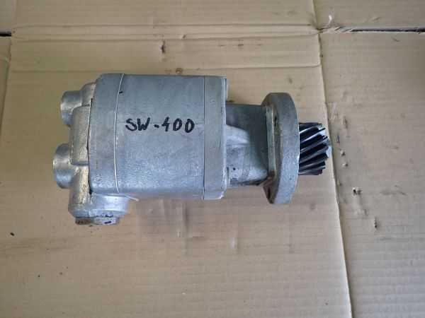 Silnik SW400 - Pompa wspomagania