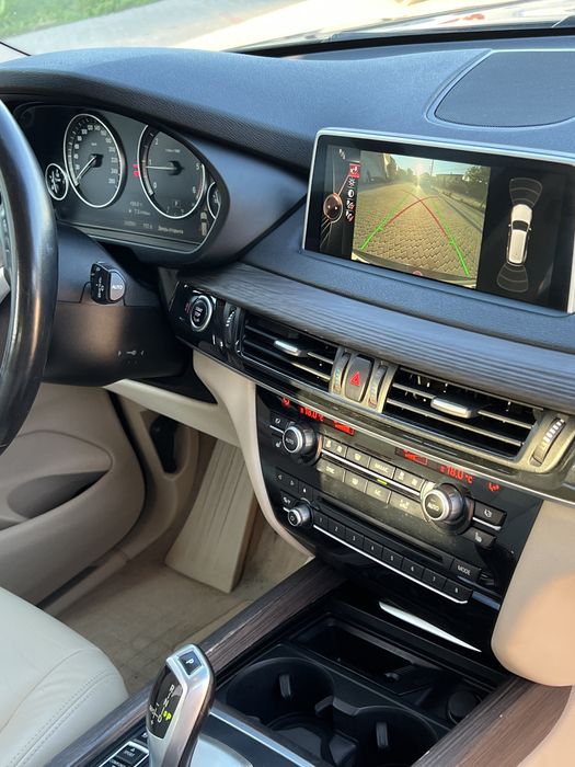BMW X5 F15.