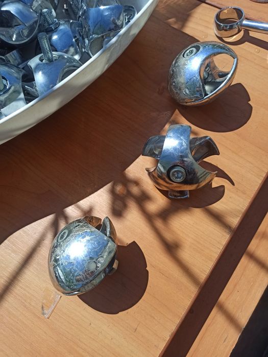 Трубы хромированные крепеж для труб