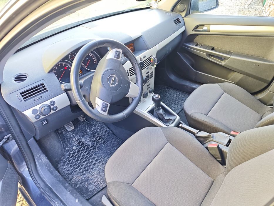 Opel Astra h 2008 z lpg