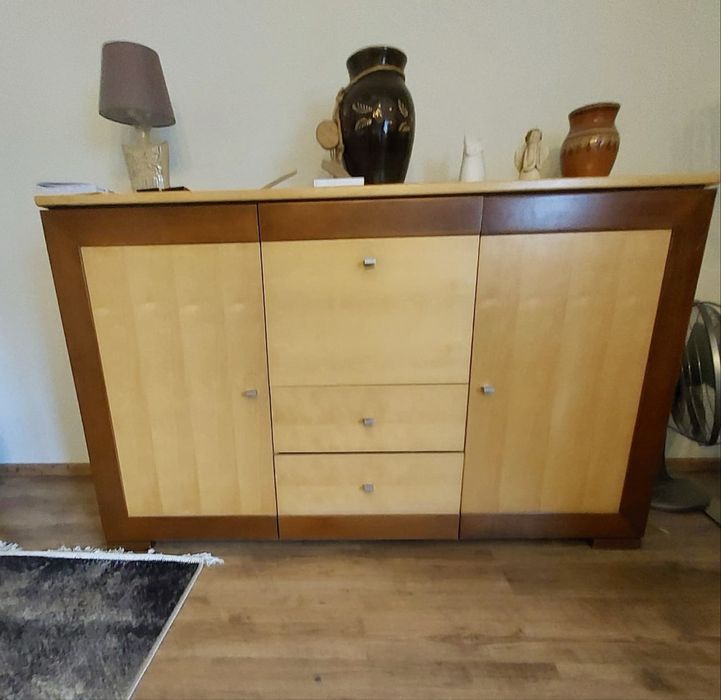 Zetsaw mebli drwenianych- komoda i szafrka rtv