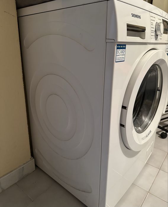 Máquina de lavar roupa Siemens