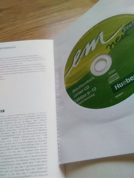 em neu Deutsch ale Fremdsprache. Niveaustufe C1. Abschluskurs.