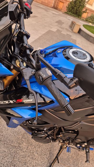 Продам Suzuki GSX-S 750