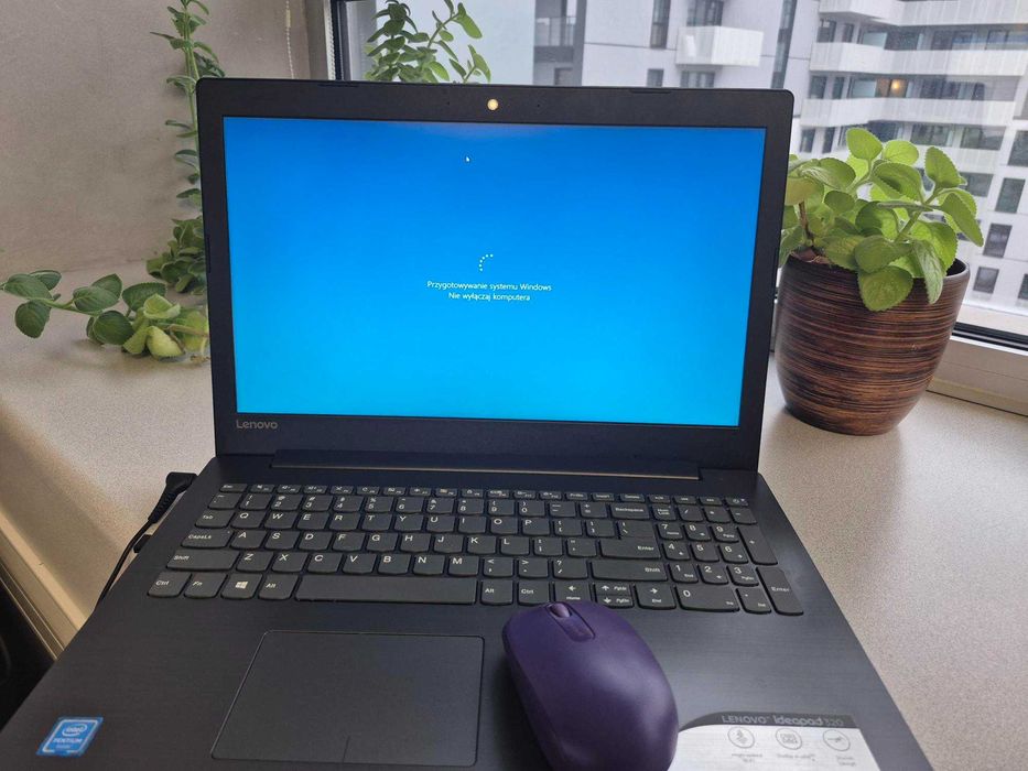 Laptop Lenovo IdeaPad 3