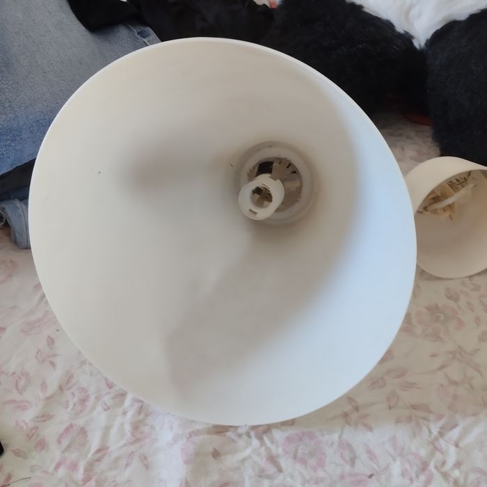 candeeiro branco de teto envio por ctt