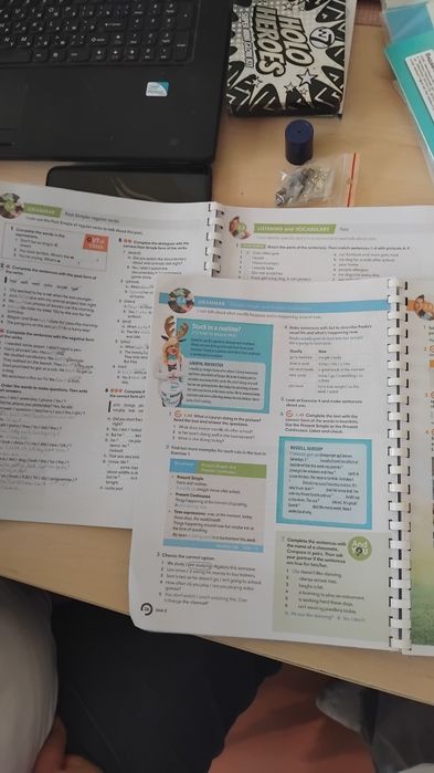 Продам учебники б/у по английскому языку для 6 класса