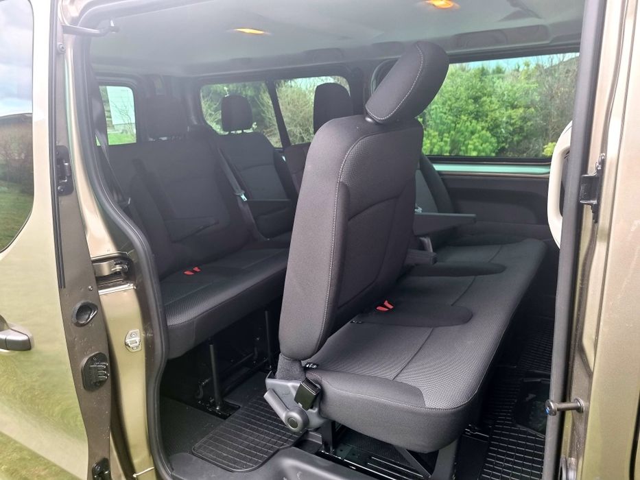 Wypożyczalnia wynajem bus 9osobowy