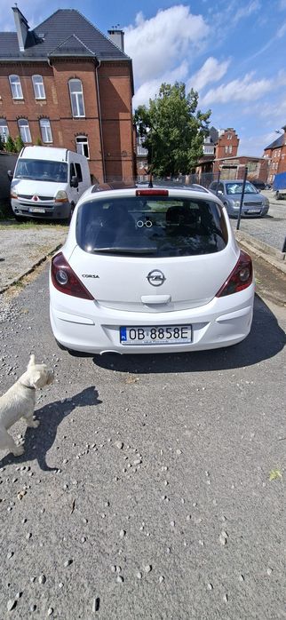 Sprzedam Opla Corsę z LPG