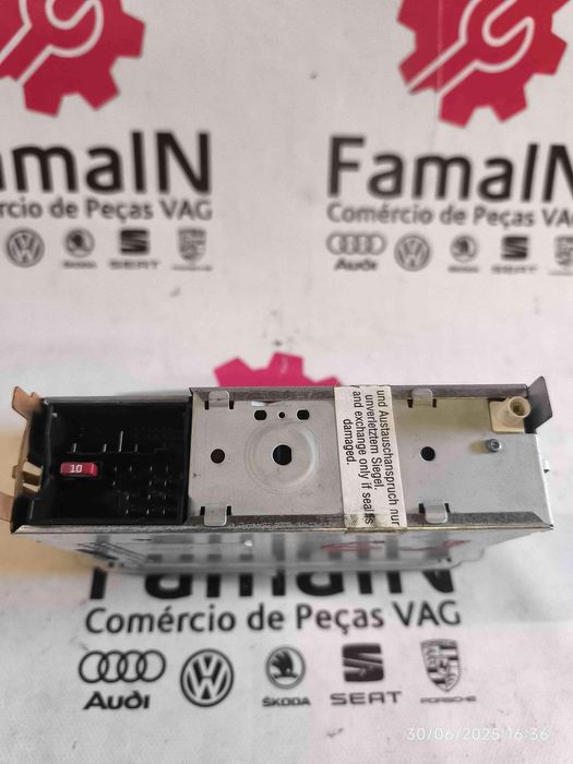 Rádio / Auto Rádio SEAT IBIZA IV 1.6 TDI (66 kW / 90 cv) [05.2009 - 05.2015] 6J1035153D (OEM)