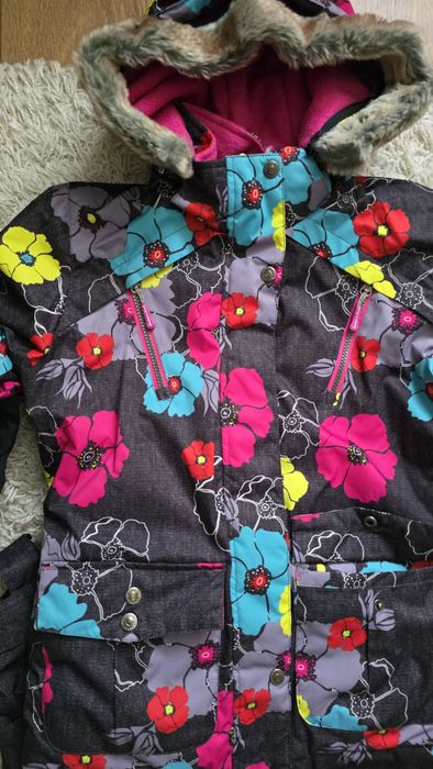 Зимовий комплект жля дівчинки на 9- 11 років