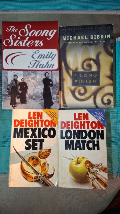 Livros de Bolso e outros em Inglês..