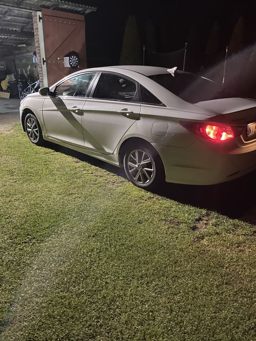 Hyundai Sonata VI