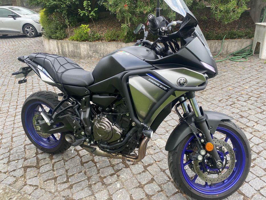 Moto YAMAHA tracer 7