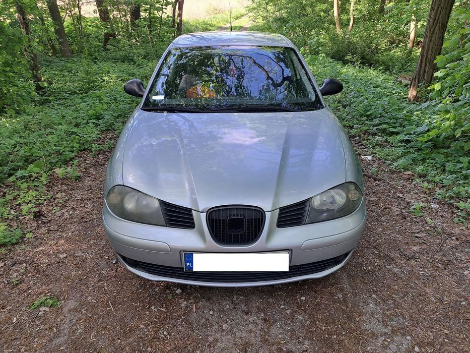 Seat Cordoba - 2005 rok, 1.4 benzyna, klimatyzacja, hak.