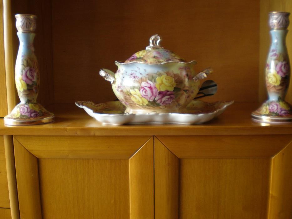 centro de mesa com castiçais pintado a mão