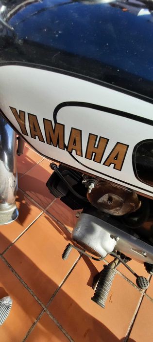 Yamaha  Moto YB 100