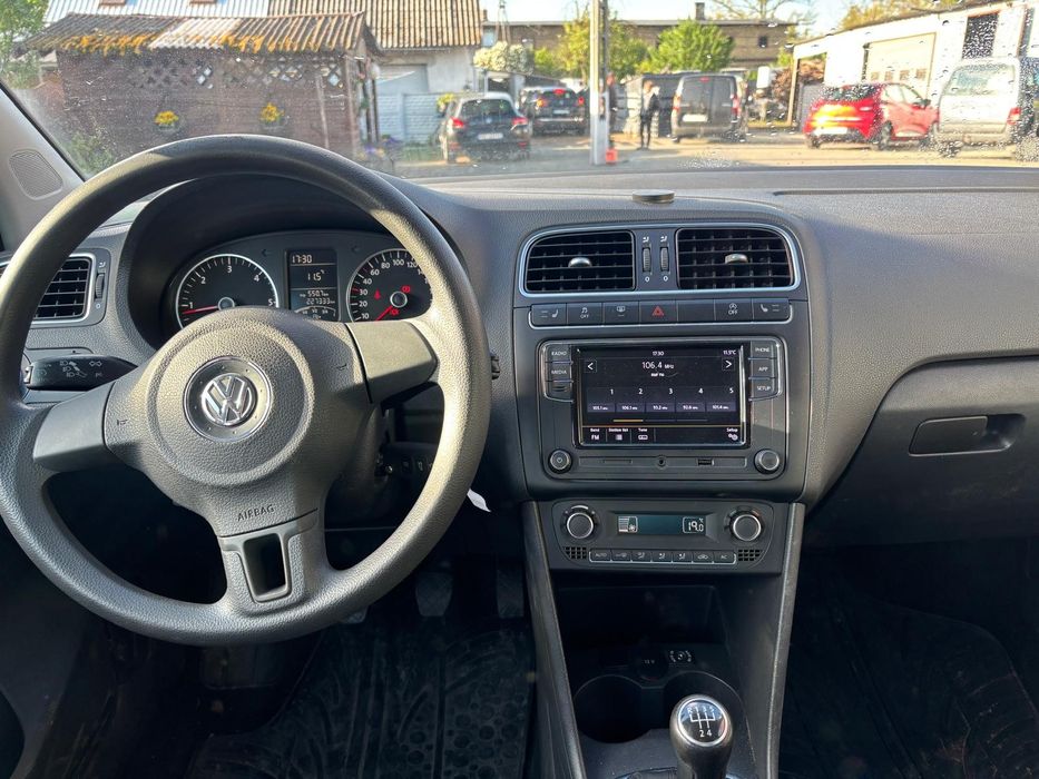 Volkswagen vw polo 6r 1.6 TDI bogate wyposażenie bluemotion