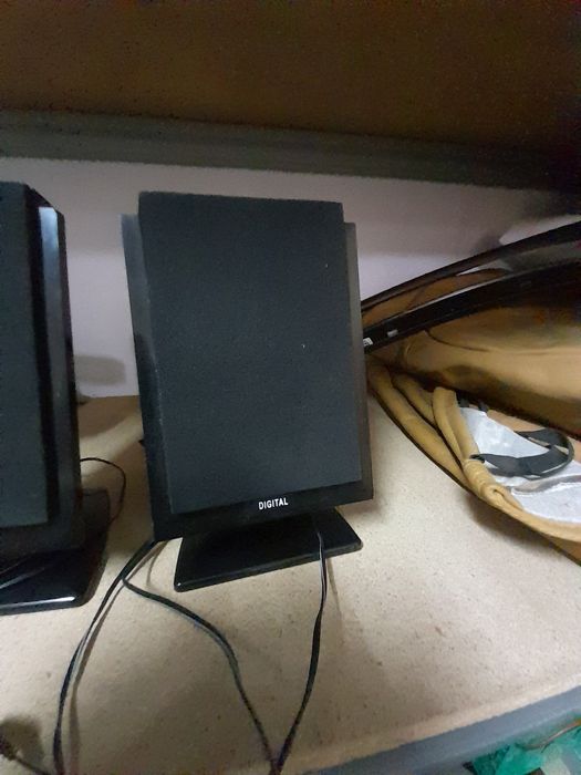 Colunas de som para various ligação