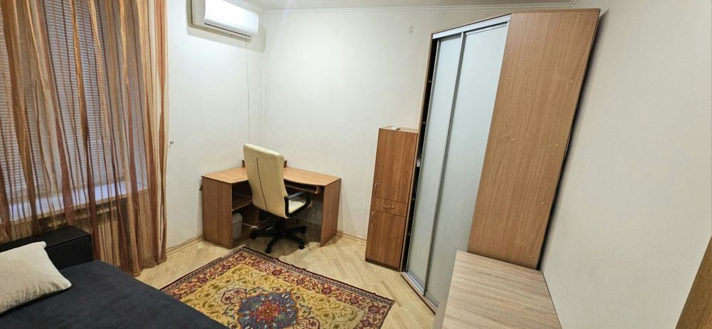 Продаж 3к.кв - " сталінки" по вул. Б.Хмельницького