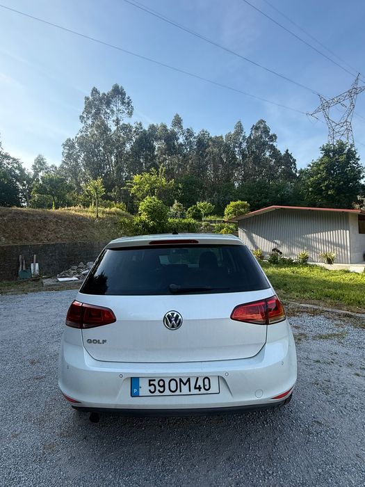 VW Golf VII Highline 1.6 TDI DSG Best Edition | Dynaudio | Park Assist | Full Extras