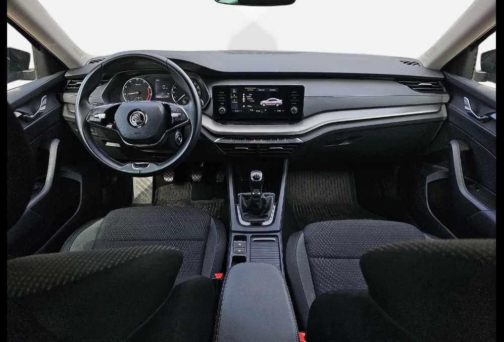 Wypożyczalnia aut Wynajem aut Skoda Octavia Kombi Automat