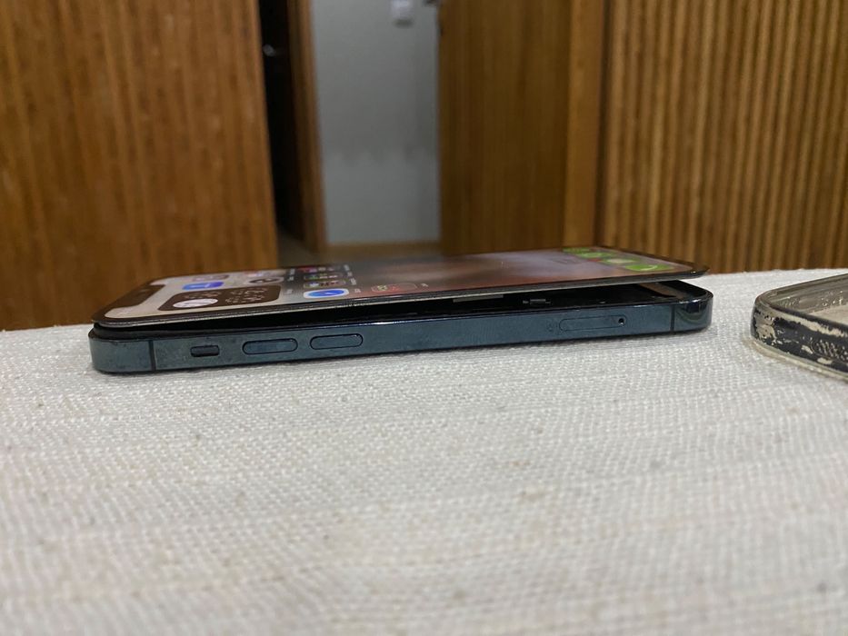 Iphone 12 Pro 256gb com Avaria