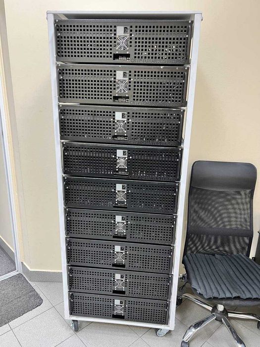 Комплект для майнінгу в закритому корпусі на 8 карт! Гарантія