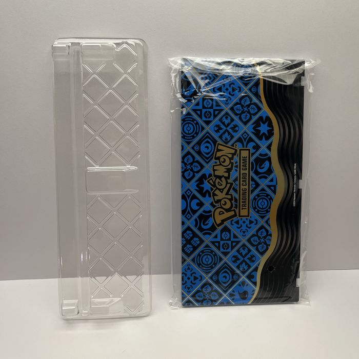 Magnetic holder Ultra-PRO na 3 karty Pokemon TCG niebieski